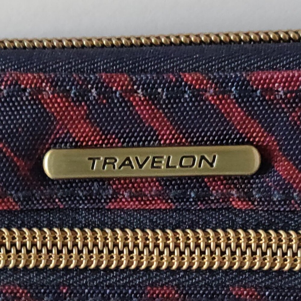 TRAVELON RFID BLOCKING ZIP-AROUND WALLET WRISTLET-RED/BLUE SAFE ID, NWOT - Picture 2 of 5